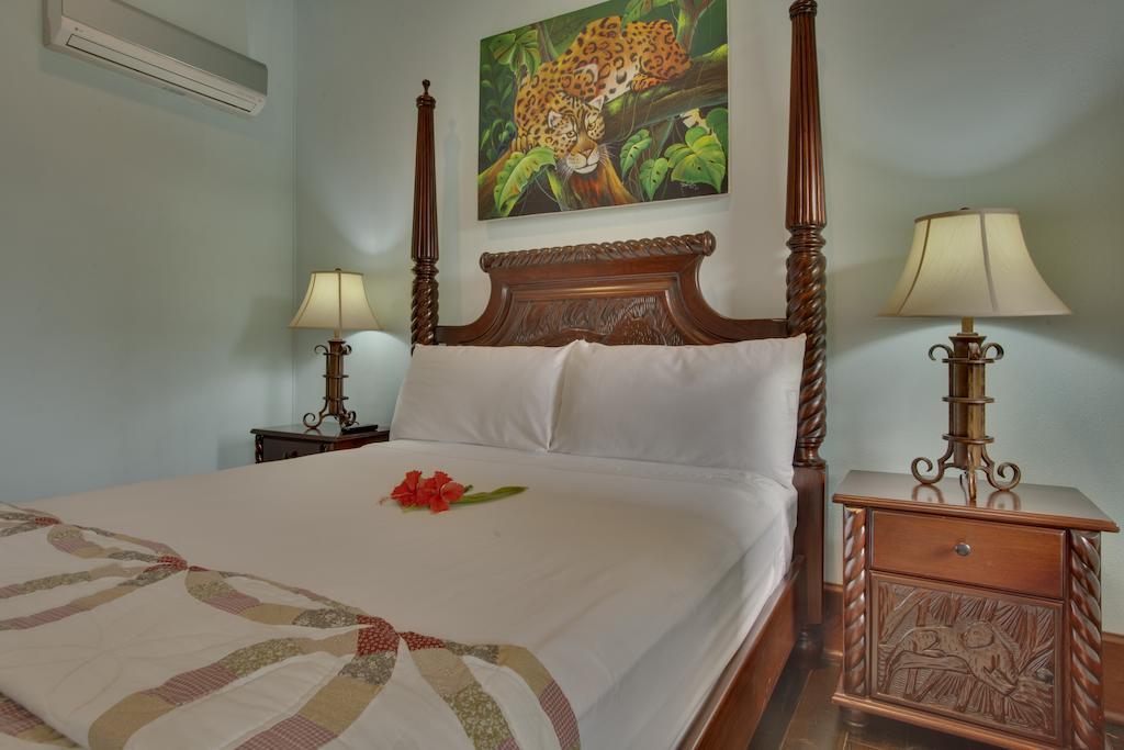 Mahogany Hall Luxury Boutique Resort Сан-Игнасио Номер фото